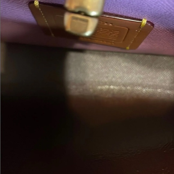 Coach Willow Tote. No Crossbody Strap. - Picture 3 of 9